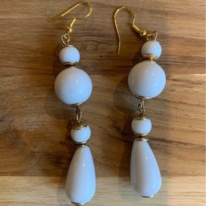 ✨3 for$40✨NWT Earrings✨ ✨Hand Crafted ✨Artisan!✨Perfect Holiday Earring! ✨